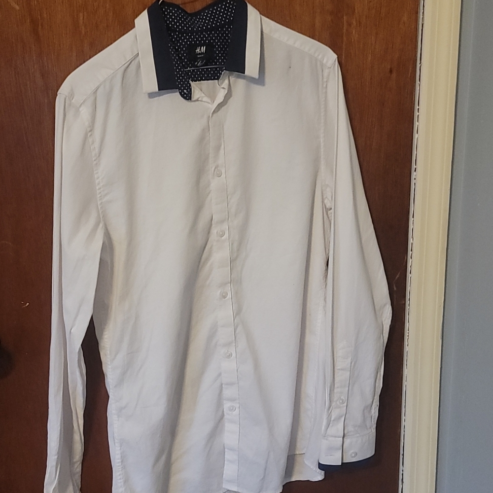 White button down shirt